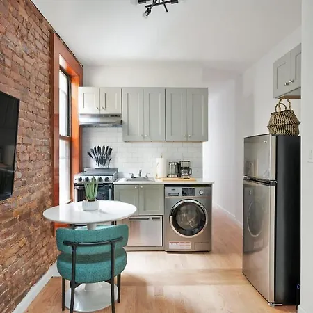 153-5A Charming 2Br Lower East Side
